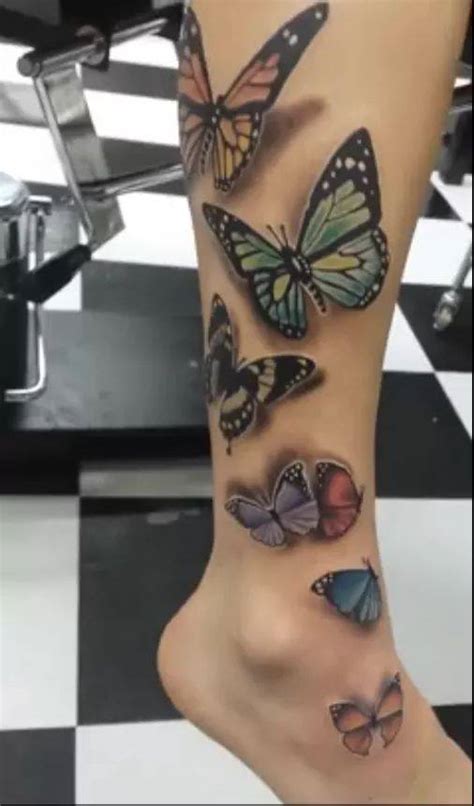 tatuajes de mariposas en el muslo dela pierna|Tatuajes de mariposa en la pierna